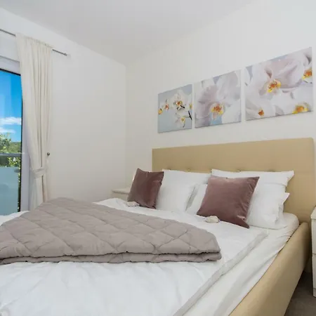 Anastasia * Trogir