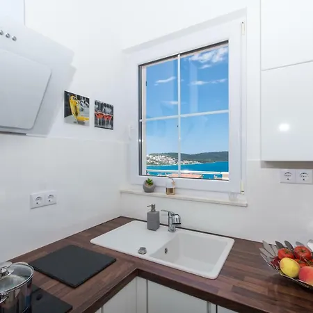 阿纳斯塔西娅公寓 公寓 特罗吉尔